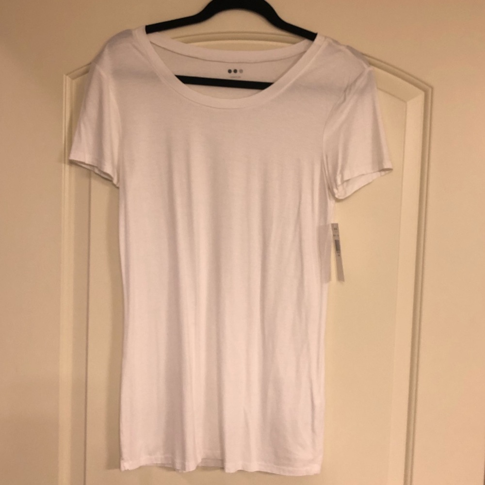 Three Dots White Tee - Size Large - NWT